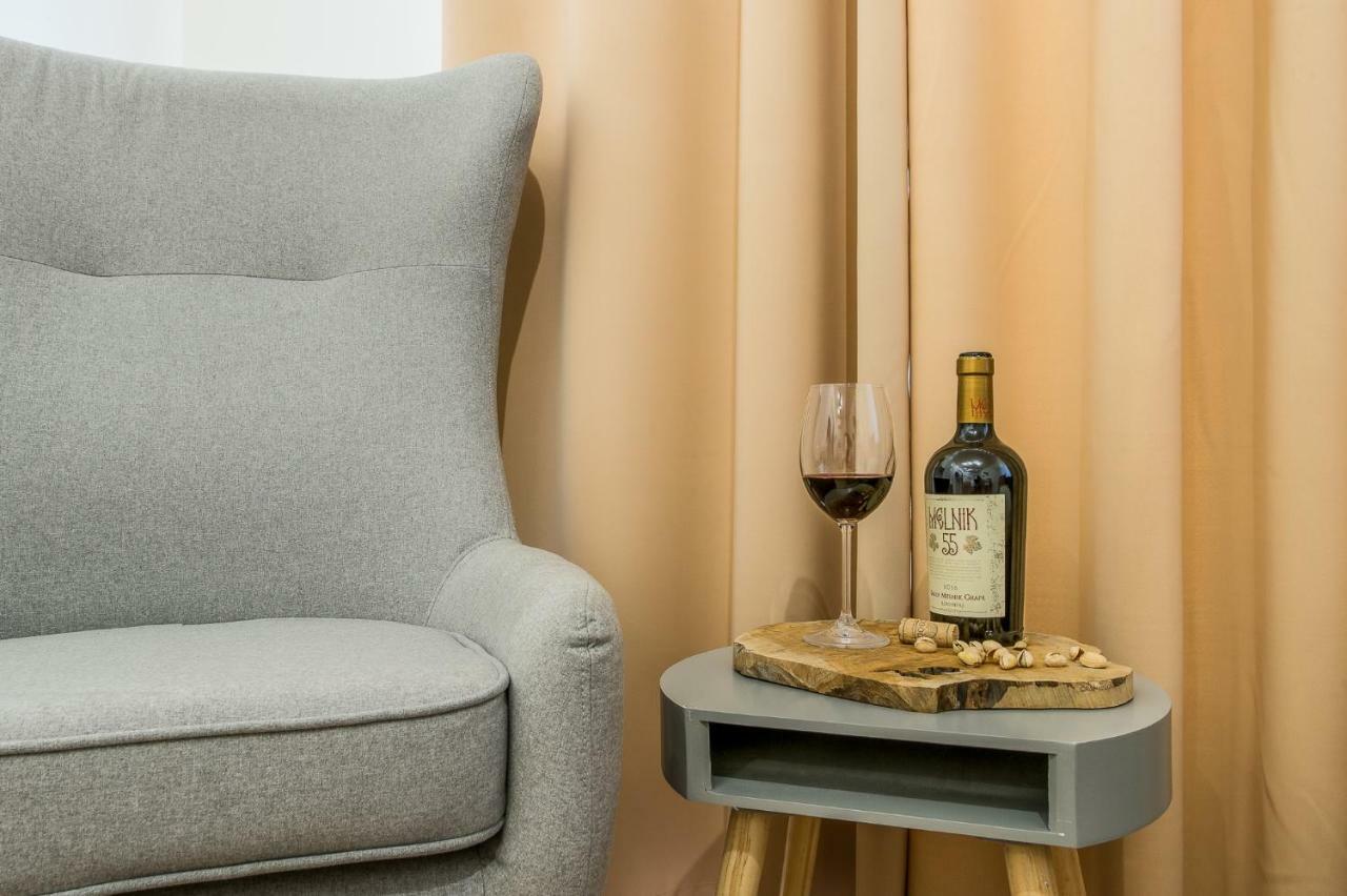 Sofia Boutique Hotel Domasa Dobra Екстериор снимка